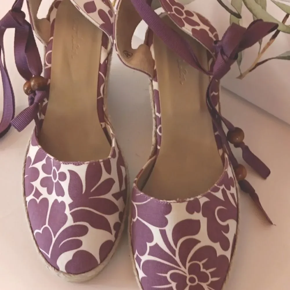 Boden Fabric Floral Wedge Espadrilles